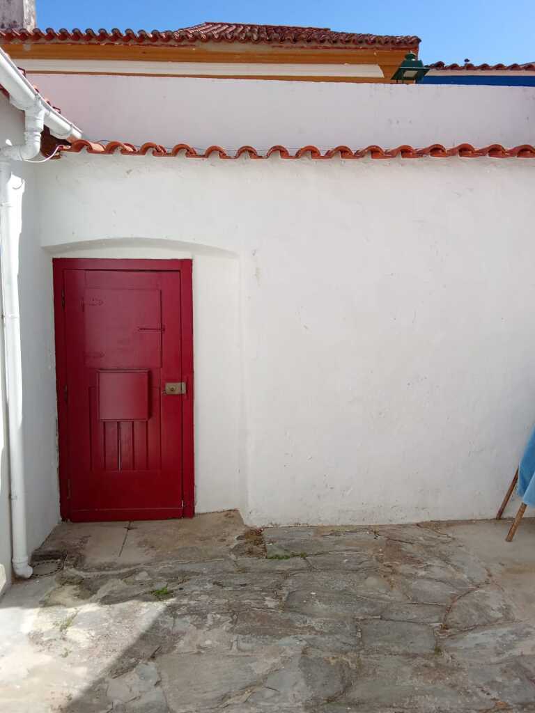 xki7r4pivacsirkhy1aue.jpg