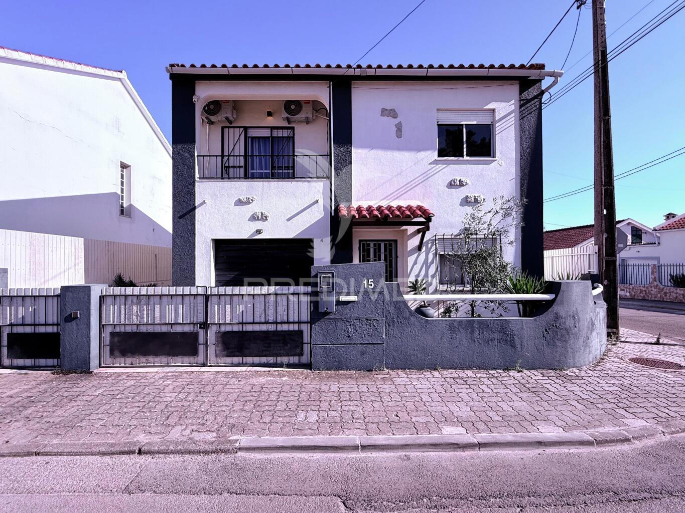 Moradia T4