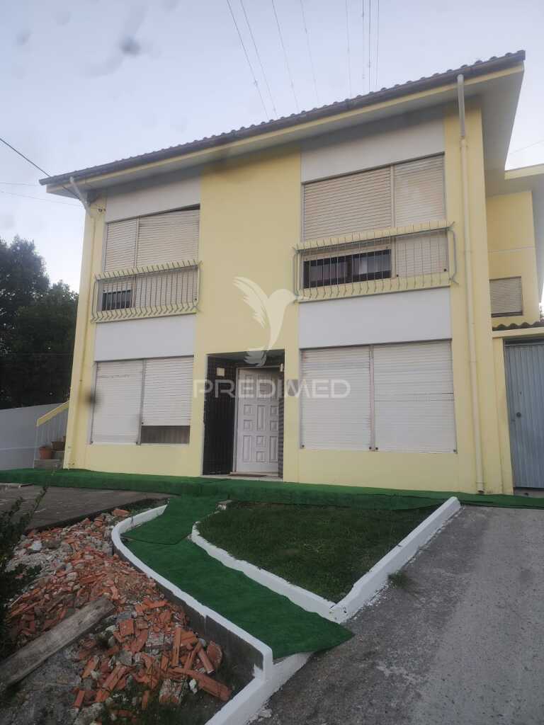 Moradia T4