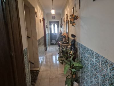 Moradia em Banda T3 + 3