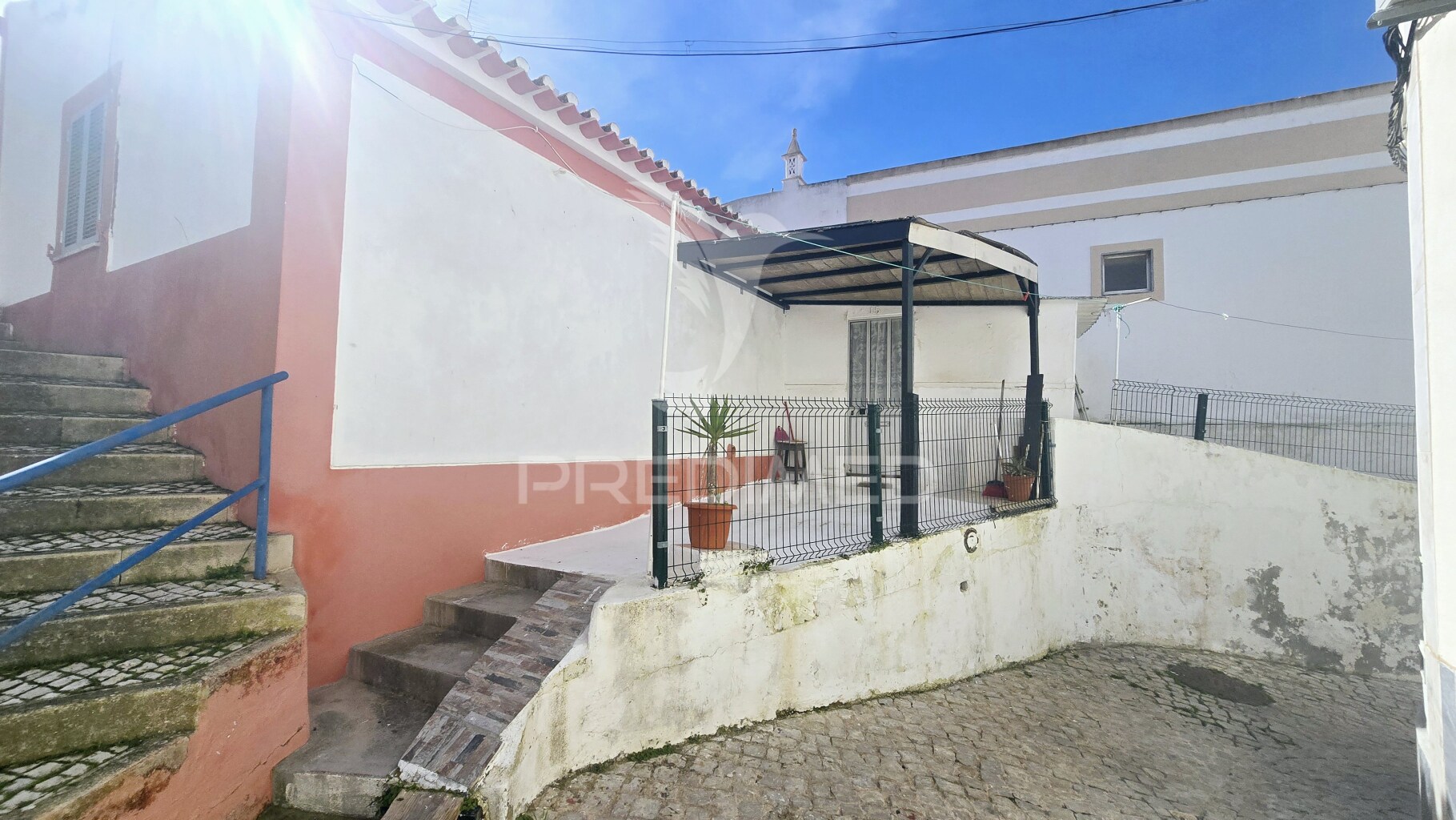 Moradia T2 + 2