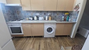01cwg44m410galad723ea3l.jpg