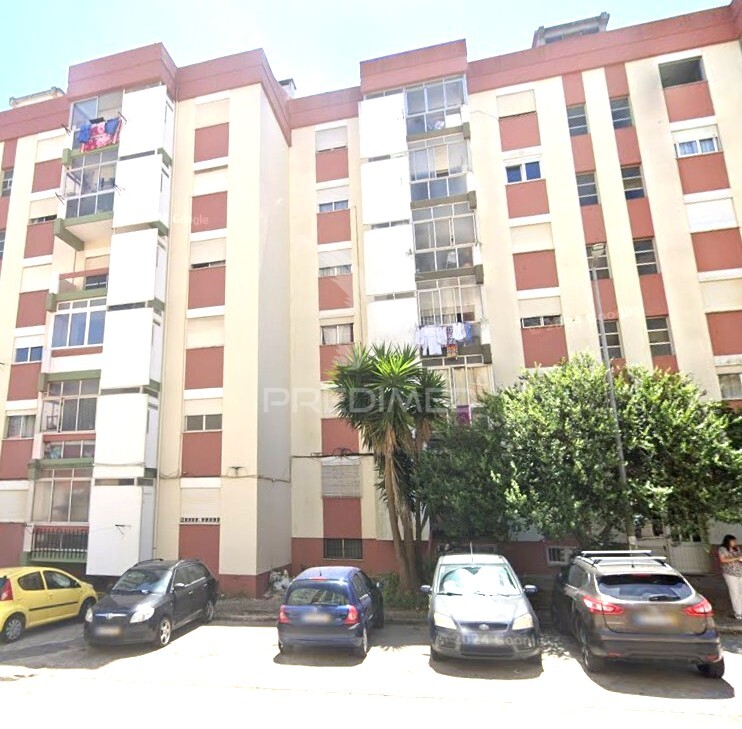 Apartamento T1 + 1