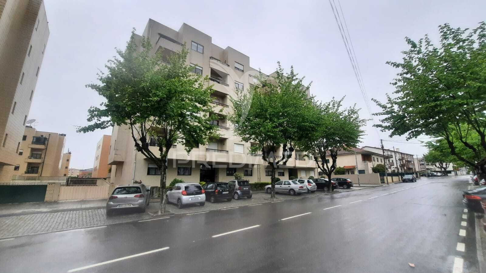 Apartamento T3 + 1