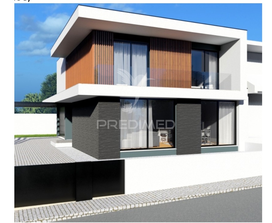 Moradia T4
