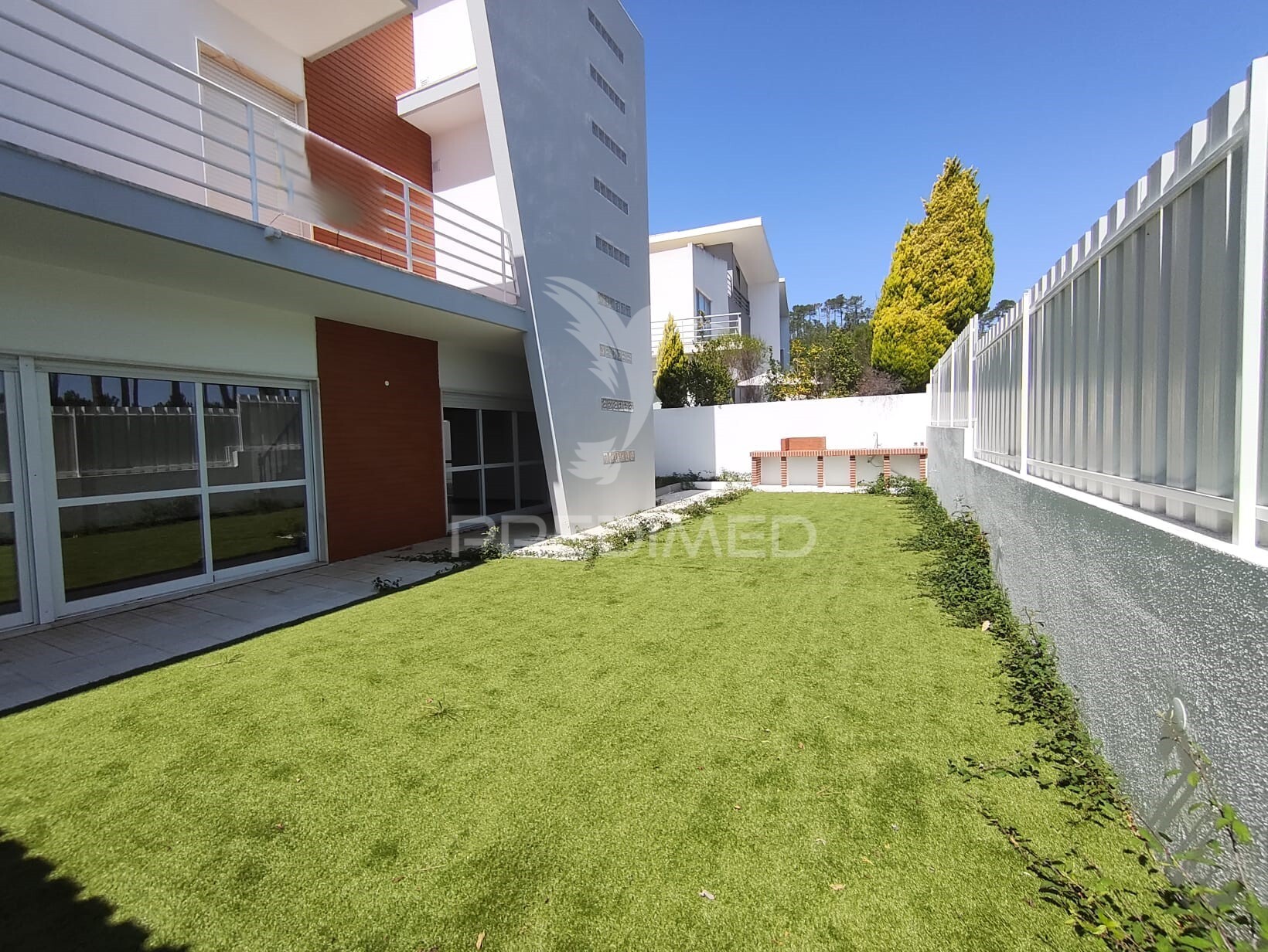 Moradia Geminada T4