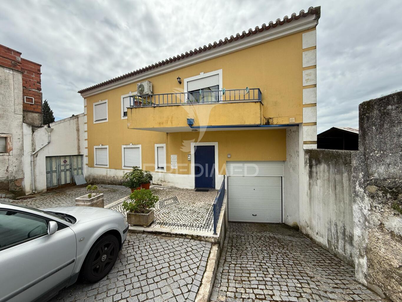Apartamento T3 + 3