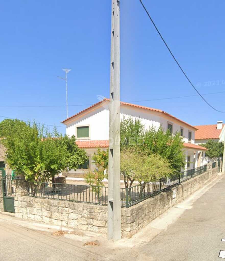 Moradia T5