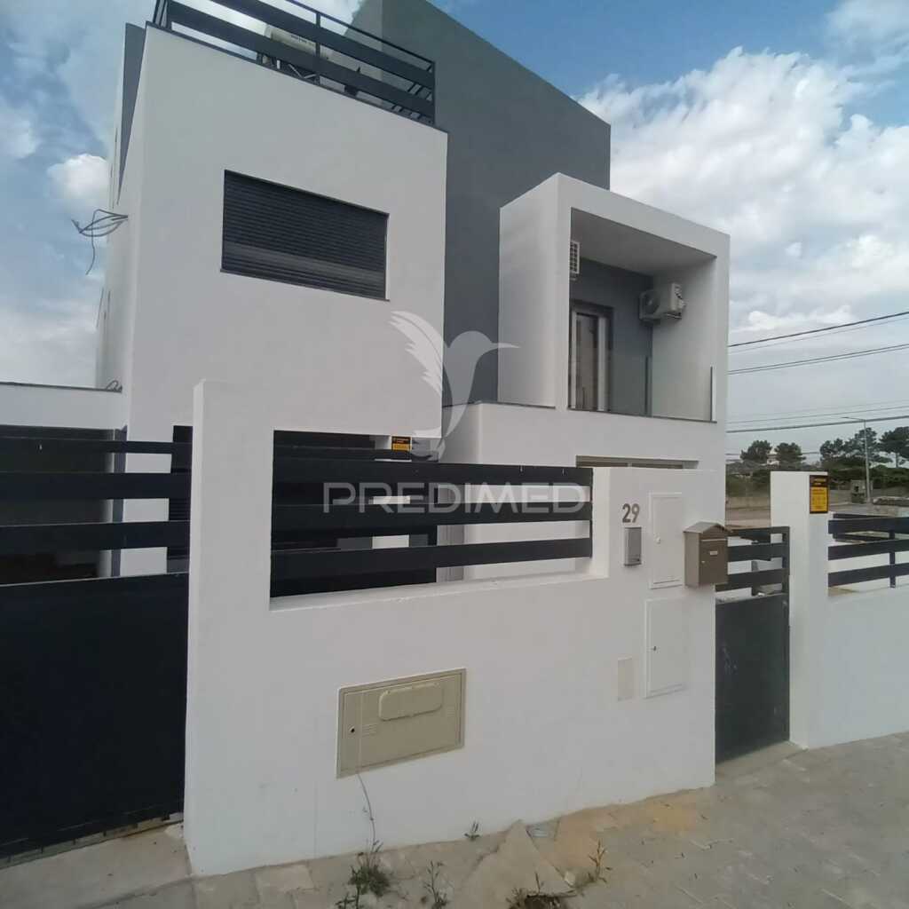 Moradia Geminada T3