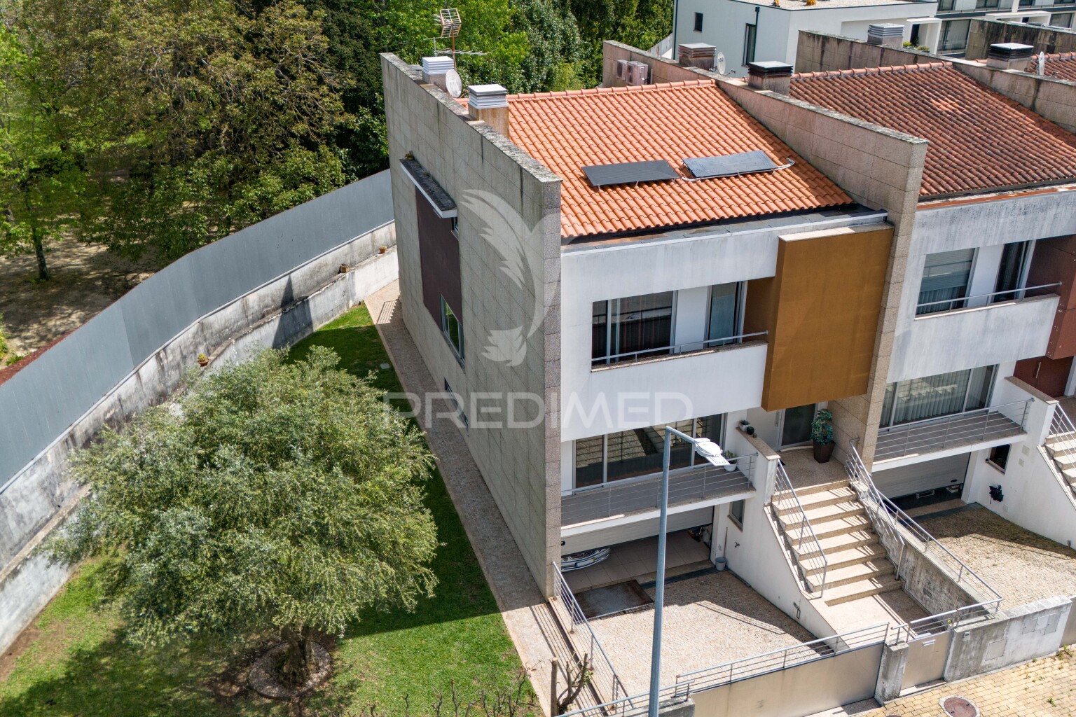 Moradia Geminada T4