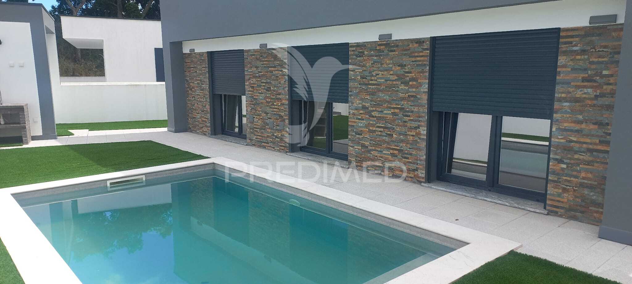 Moradia T4