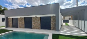 8v10da277hfyi081ravo7.jpg