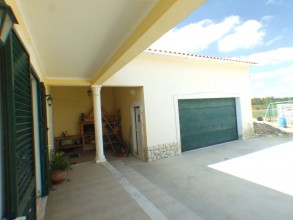e22sh265xr6q8kz9p70btj.jpg