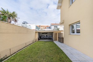 hdckrhfx27wp8f15fo40na.jpg