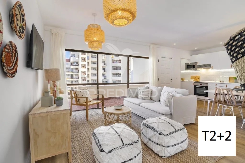 Apartamento T2 + 2