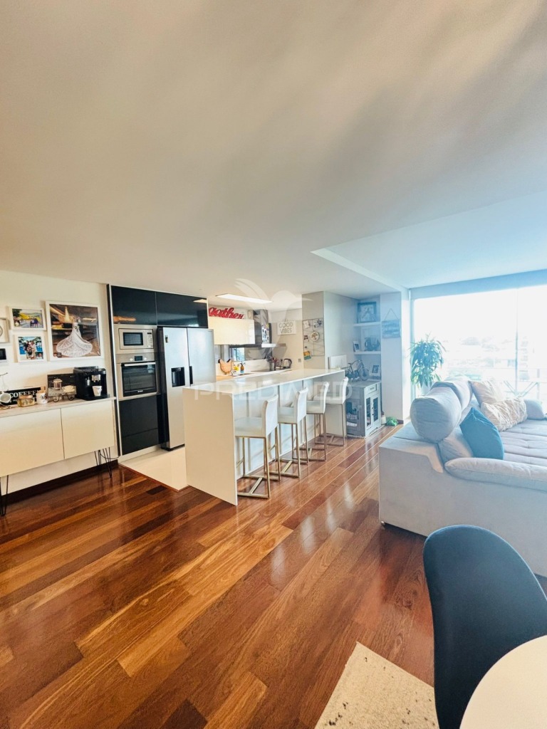 Apartamento T4