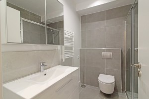 crfts9mv4on73znd26se2c.jpg