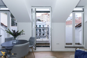 jue2wpei64kw8xz6v33d5i.jpg