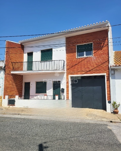 Moradia T5