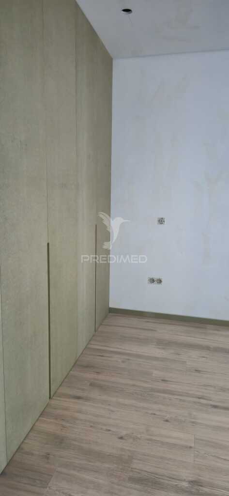 Apartamento T1 + 1