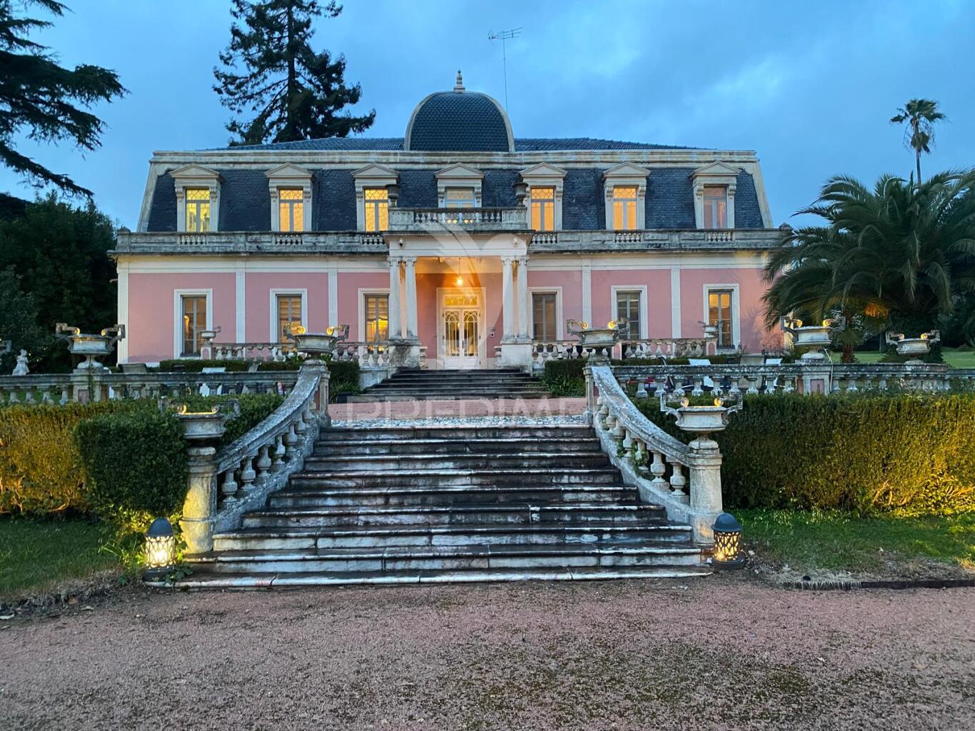 Palacete T8