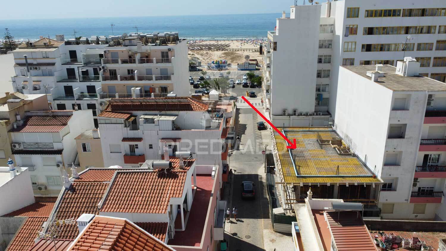 Apartamento T0 + 1