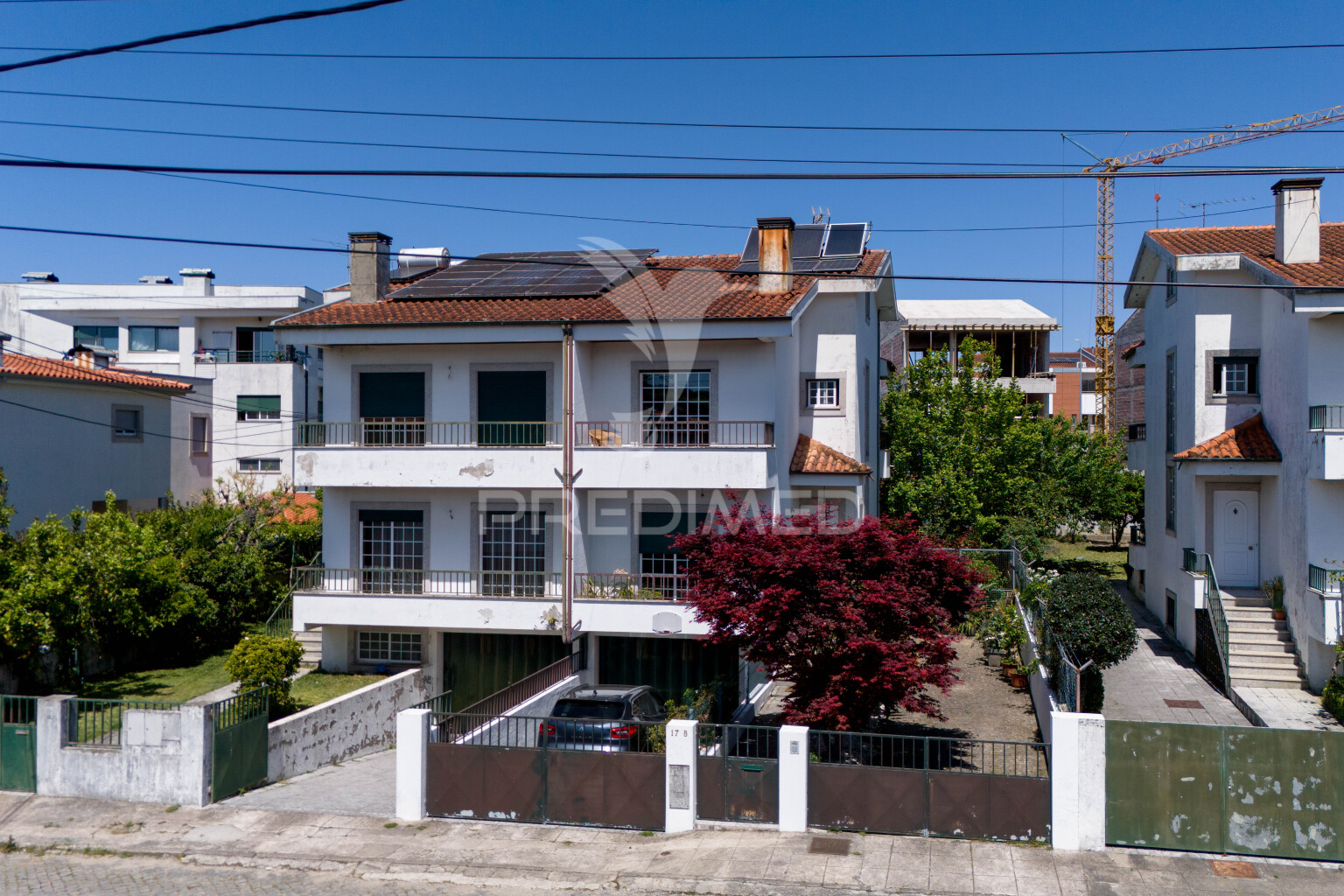 Moradia Geminada T3 + 3