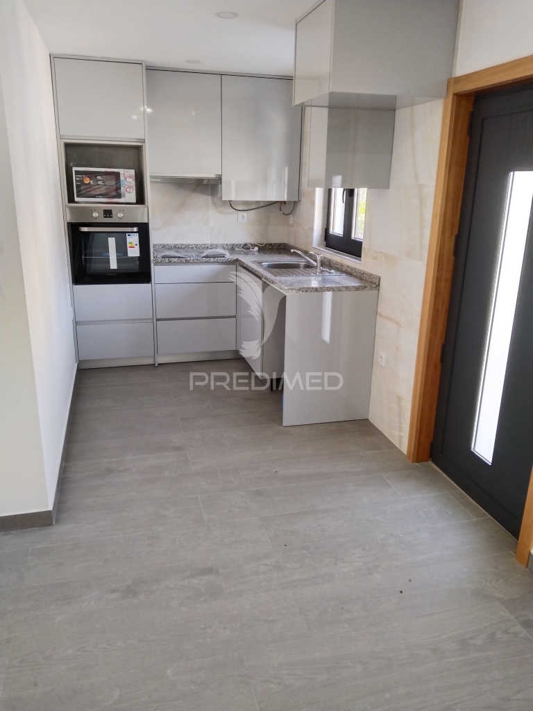 Apartamento T1 + 1