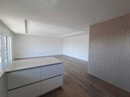 7wx4xf938iinl1xbhadj7.jpg