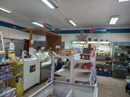 4avdga8oo84ncpofafox1.jpg