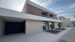 495479ewi4njk6j2i1dm2.jpg