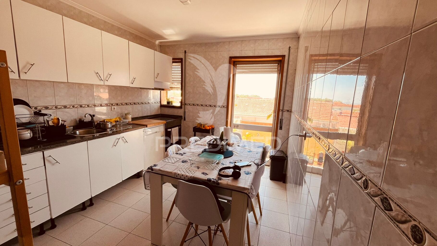 Apartamento T2 + 1